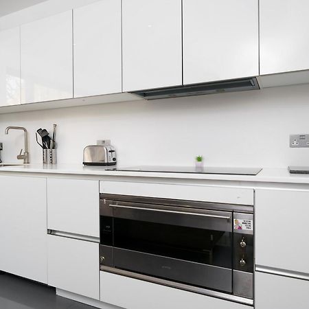 En-Suite Room In Zone 1 Londen Buitenkant foto