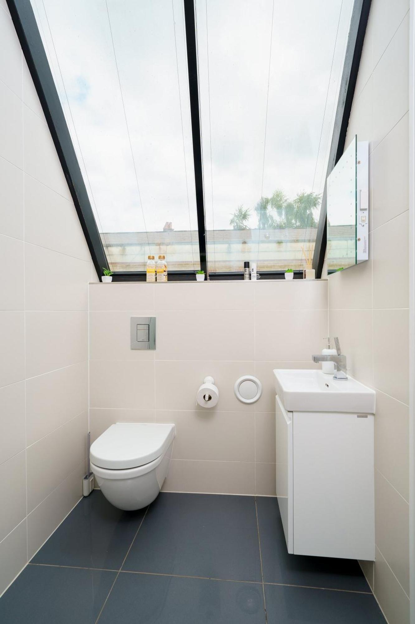 En-Suite Room In Zone 1 Londen Buitenkant foto